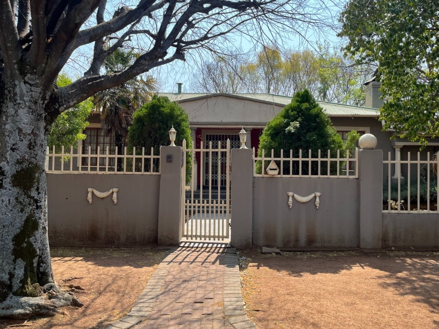 5 Bedroom Property for Sale in Westdene Free State